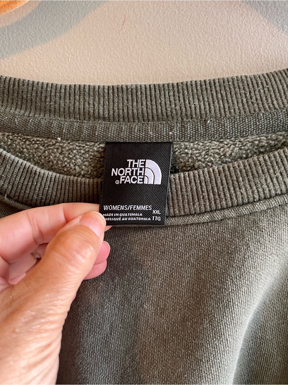 The North Face Women’s Olive Crewneck Sweatshirt XXL - Picture 7 of 9